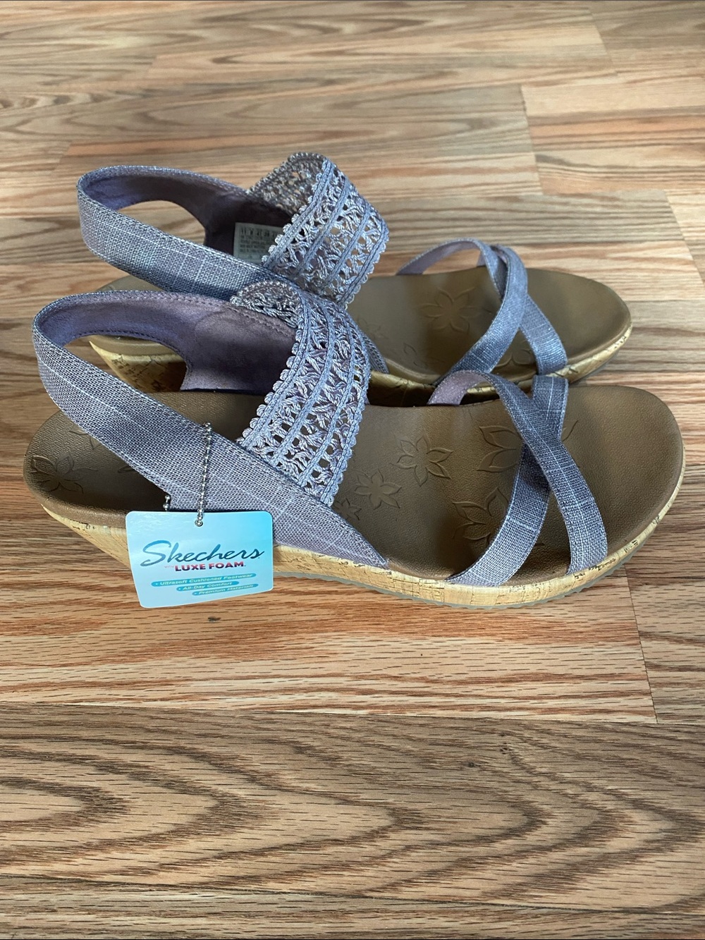 Skechers Women's Lavender Strappy Sandals with Comfy Footbed-11 NWT Pretty Cork